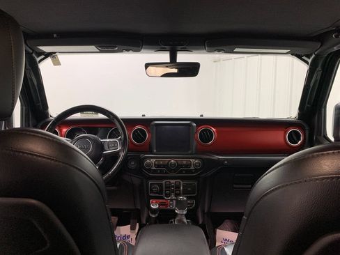 Used 2022 Jeep Gladiator Rubicon w/ LED Lighting Group AWD/4WD image 19