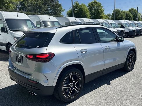 Certified 2025 Mercedes-Benz GLA 250 image 8