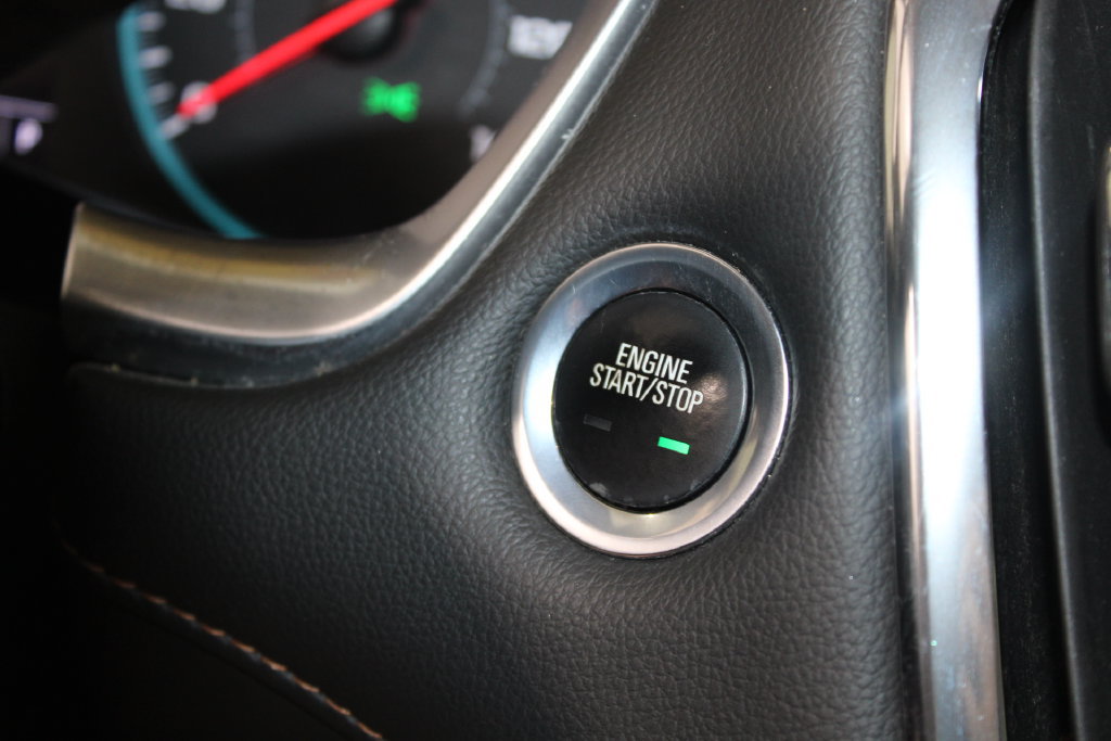 Used 2018 Chevrolet Traverse LT FWD image 36