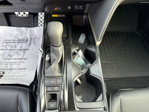 New 2025 Toyota Camry SE FWD image 20