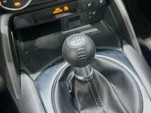 Used 2021 MAZDA MX-5 Miata Grand Touring RWD image 16