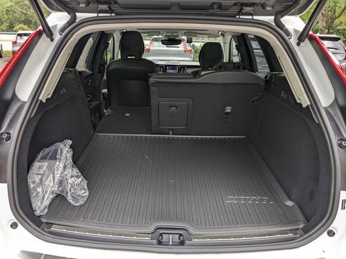 New 2025 Volvo XC60 B5 Plus w/ Protection Package Premier AWD/4WD image 12