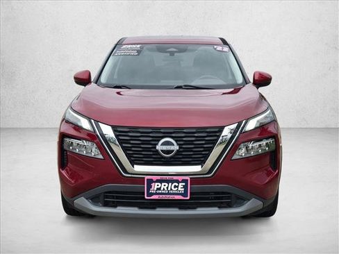 Used 2022 Nissan Rogue SV AWD/4WD image 2