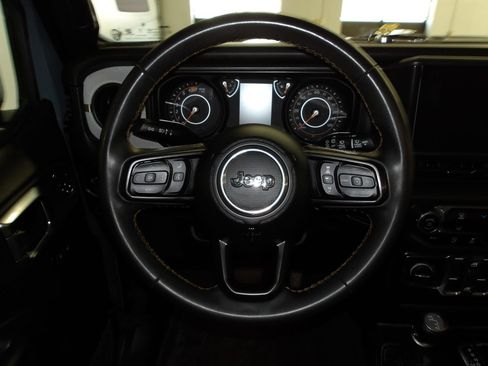 Used 2024 Jeep Wrangler Unlimited Sport AWD/4WD image 14