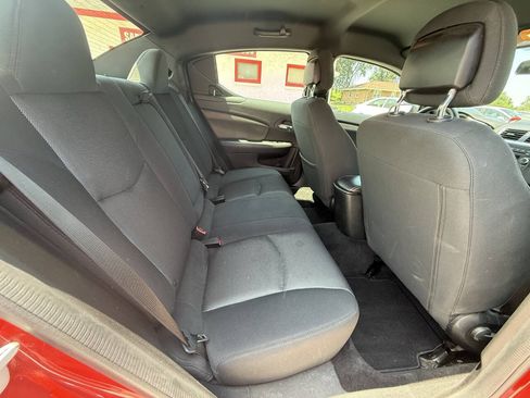 Used 2014 Dodge Avenger SE w/ Rallye Appearance Group FWD image 19