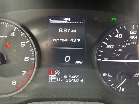 Used 2024 Subaru Crosstrek 2.0i AWD/4WD image 8