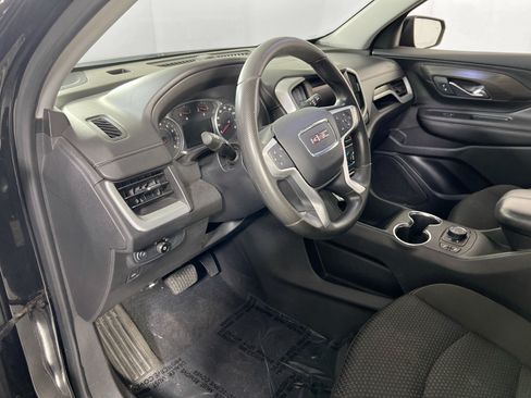 Used 2022 GMC Terrain SLE w/ Driver Convenience Package AWD/4WD image 9