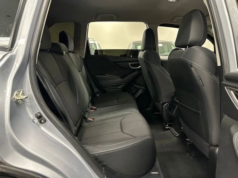 Used 2021 Subaru Forester image 29