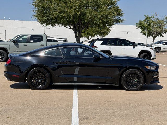 Used 2015 Ford Mustang Coupe RWD image 3