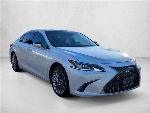 Used 2021 Lexus ES 350 w/ Luxury Package image 5