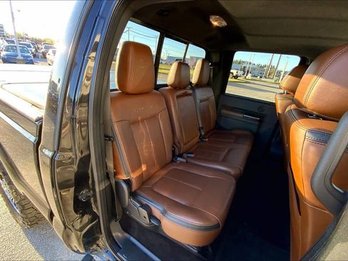Used 2015 Ford F250 Platinum w/ FX4 Off-Road Package image 18
