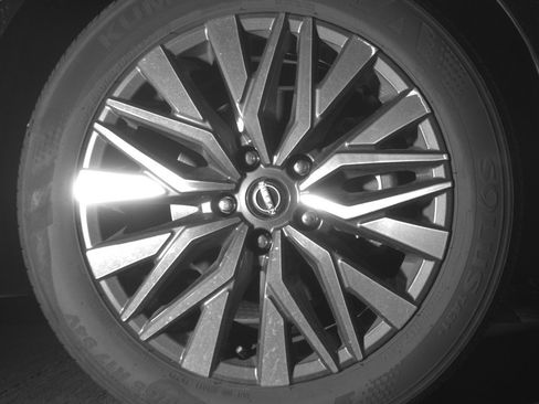 Used 2025 Nissan Altima 2.5 SV image 13