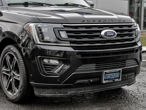 Used 2019 Ford Expedition Limited w/ Equipment Group 303A image 11