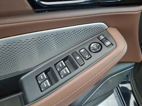 Used 2023 Acura MDX SH-AWD w/ Technology Package image 18