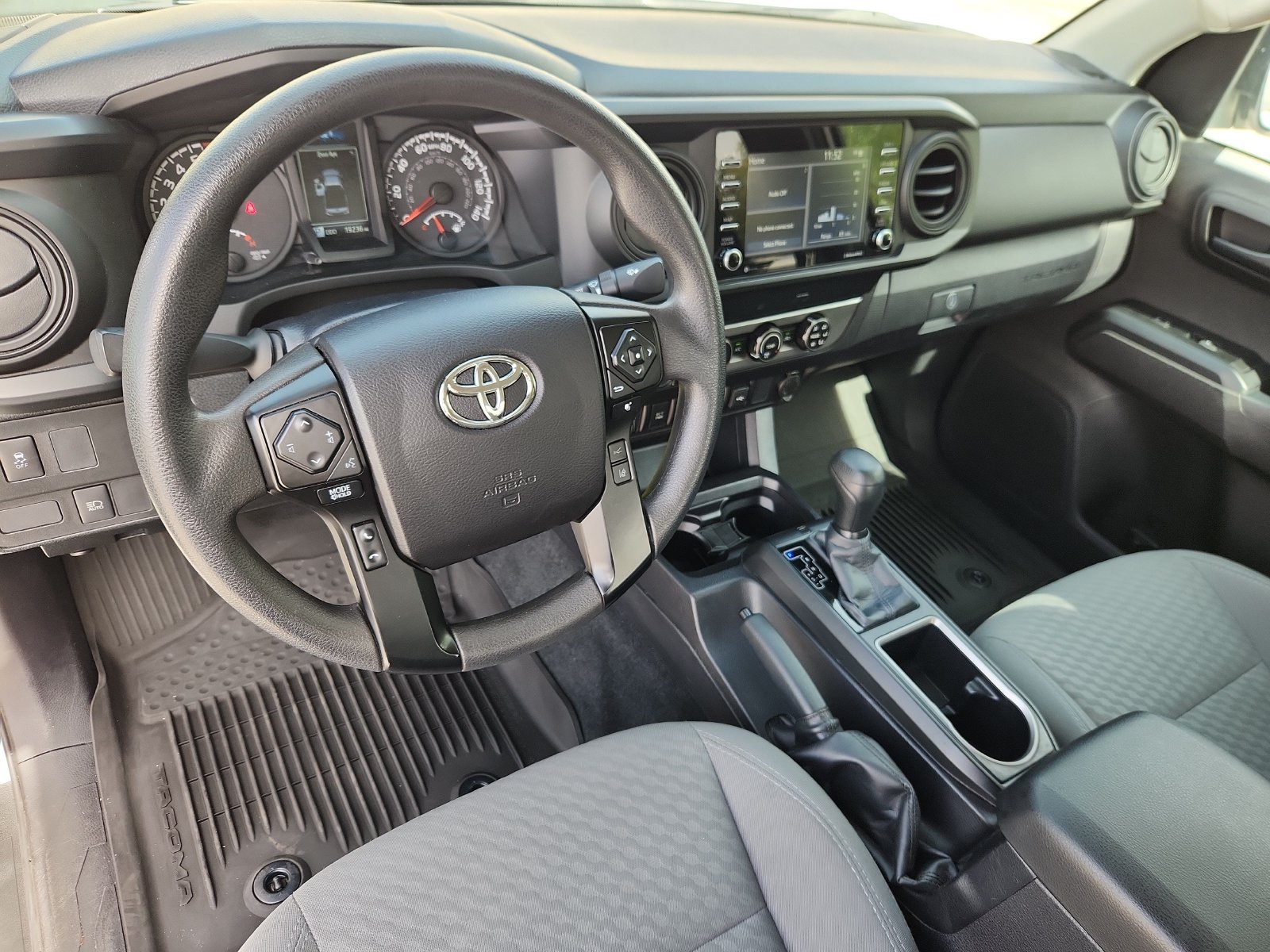 Used 2021 Toyota Tacoma SR AWD/4WD image 12
