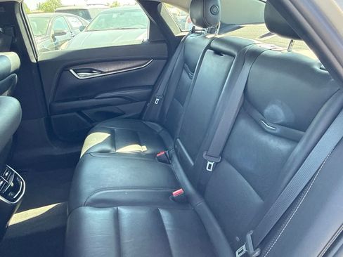 Used 2018 Cadillac XTS Luxury FWD image 16