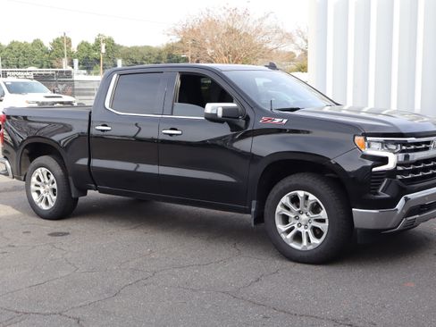 Certified 2023 Chevrolet Silverado 1500 LTZ w/ Technology Package image 2