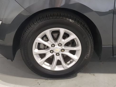 Used 2018 Chevrolet Equinox LT FWD image 17