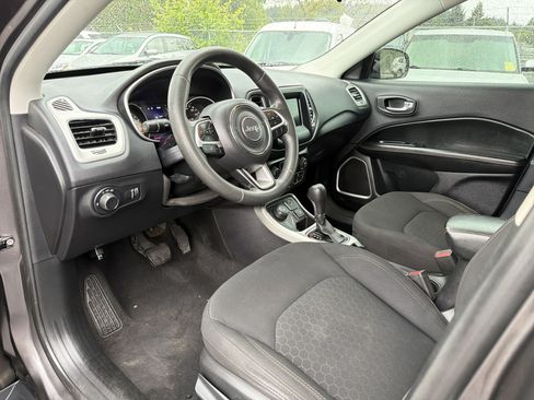 Used 2021 Jeep Compass Sport AWD/4WD image 7