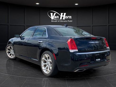 Used 2020 Chrysler 300 C w/ Sun, Sound & Nav Package RWD image 5