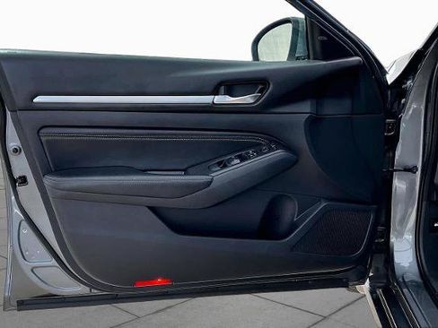Certified 2019 Nissan Altima 2.5 SL FWD image 22