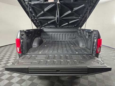 Used 2019 Ford F150 Lariat w/ Equipment Group 502A Luxury image 16