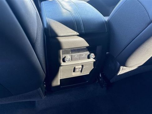 Certified 2023 Chevrolet Traverse LT image 20