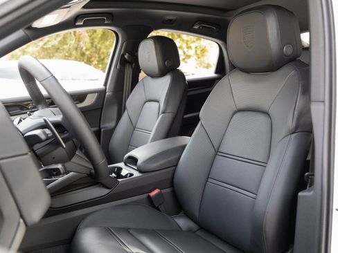 New 2026 Porsche Cayenne Coupe image 5