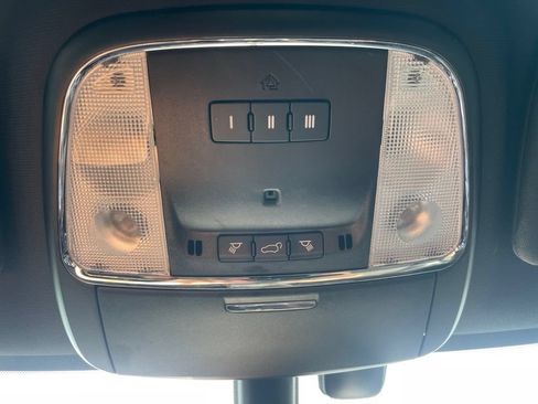 Used 2022 Jeep Grand Cherokee Laredo X AWD/4WD image 19