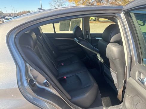 Used 2013 INFINITI G37 Journey image 12