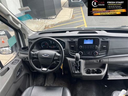 Used 2024 Ford Transit 250 148 Medium Roof Extended AWD image 25
