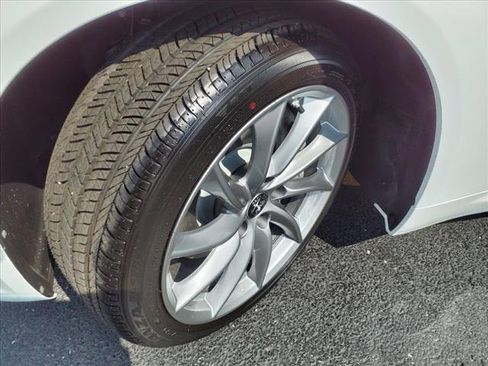 Used 2024 Alfa Romeo Giulia Sprint image 9