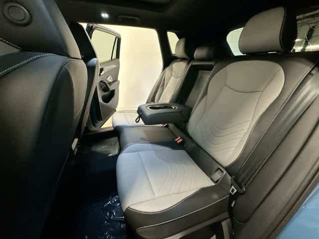 New 2027 Volkswagen Tiguan SE R-Line AWD/4WD image 18