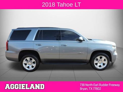 Used 2018 Chevrolet Tahoe LT w/ Luxury Package RWD image 2