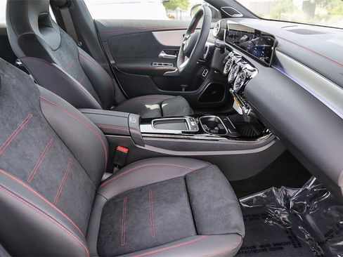 New 2025 Mercedes-Benz CLA 250 4MATIC image 20