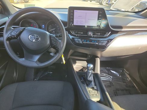 Used 2019 Toyota C-HR LE image 9