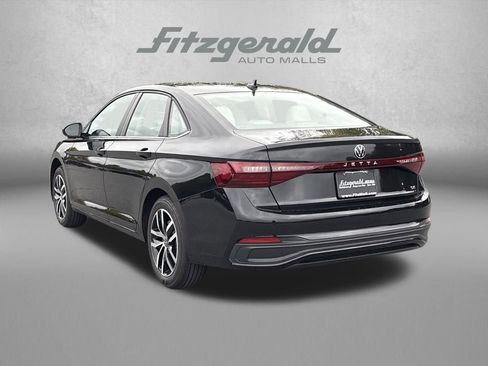 New 2026 Volkswagen Jetta SE FWD image 6