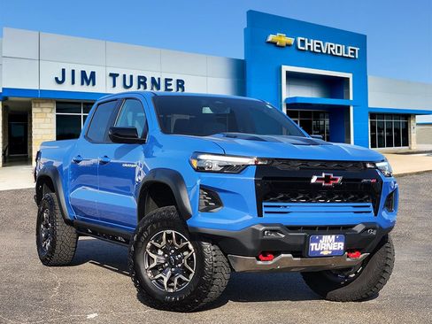 Used 2025 Chevrolet Colorado ZR2 AWD/4WD image 1