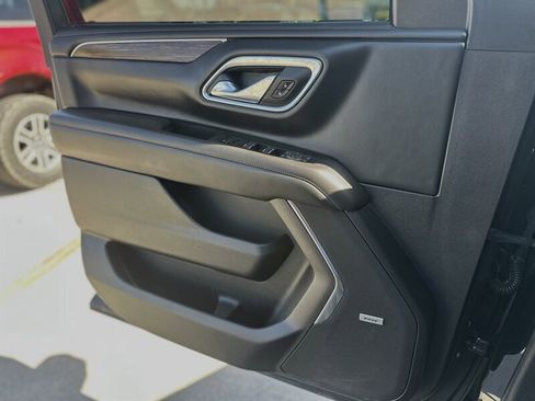 Used 2021 Chevrolet Tahoe High Country image 6