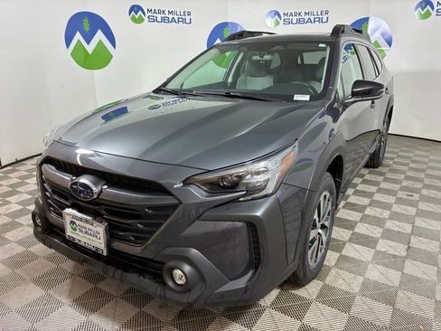 Certified 2023 Subaru Outback Premium image 3