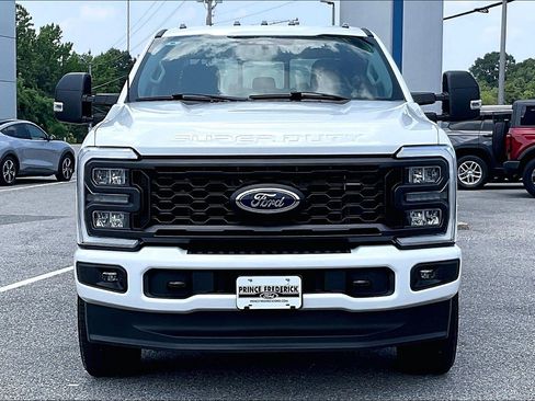 Used 2024 Ford F250 XL w/ STX Appearance Package AWD/4WD image 2