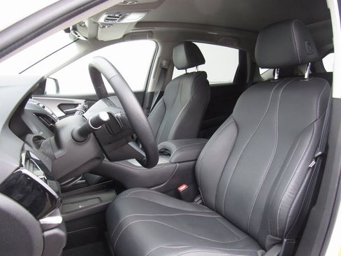 Used 2024 Acura RDX w/ Technology Package image 11