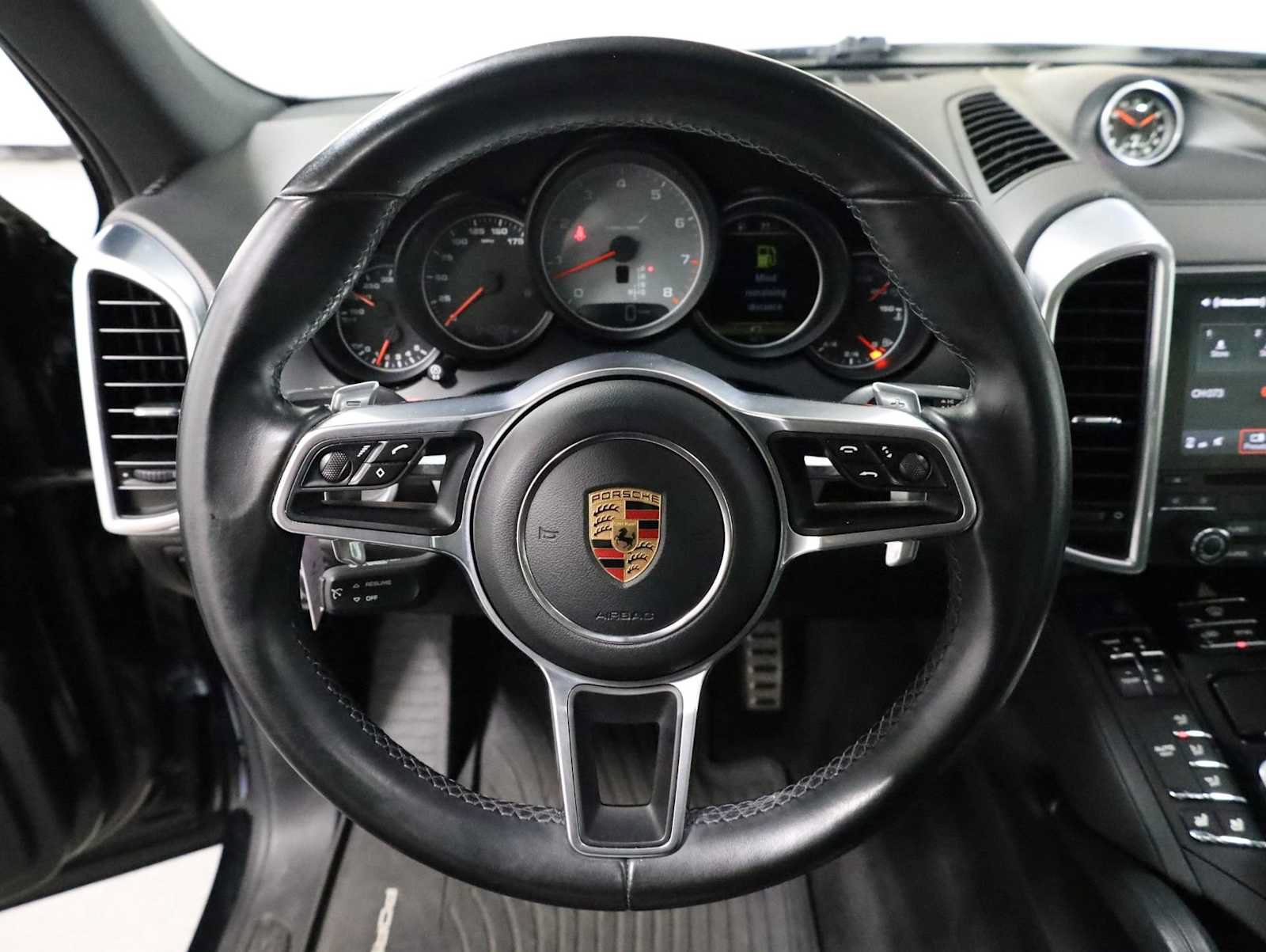 Used 2017 Porsche Cayenne S AWD/4WD image 25