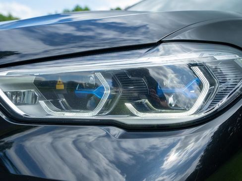 Used 2021 BMW X5 M50i AWD/4WD image 16
