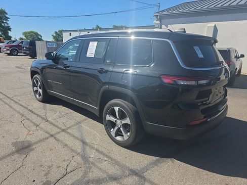 Used 2023 Jeep Grand Cherokee L Limited AWD/4WD image 7