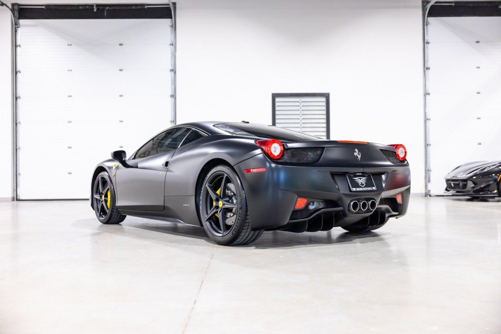 Used 2011 Ferrari 458 Italia Coupe RWD image 6