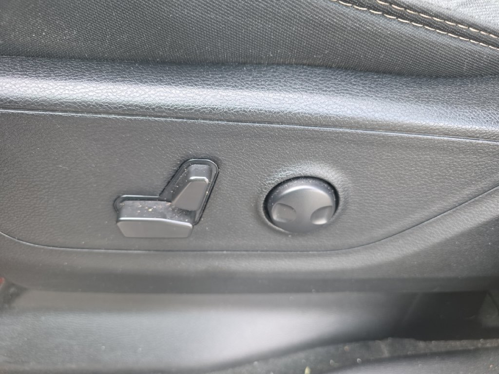 Used 2022 RAM 1500 Big Horn AWD/4WD image 13