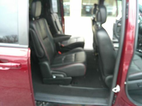 Used 2018 Dodge Grand Caravan GT image 8