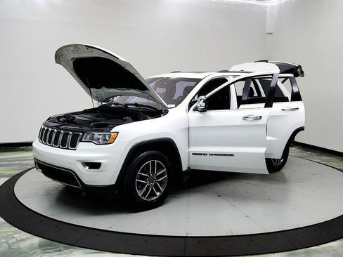 Used 2020 Jeep Grand Cherokee Limited w/ Luxury Group II RWD image 9