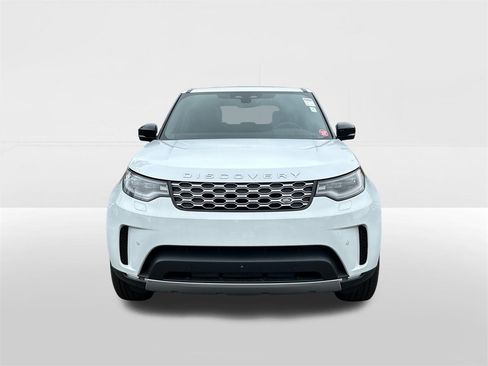 New 2025 Land Rover Discovery S image 6